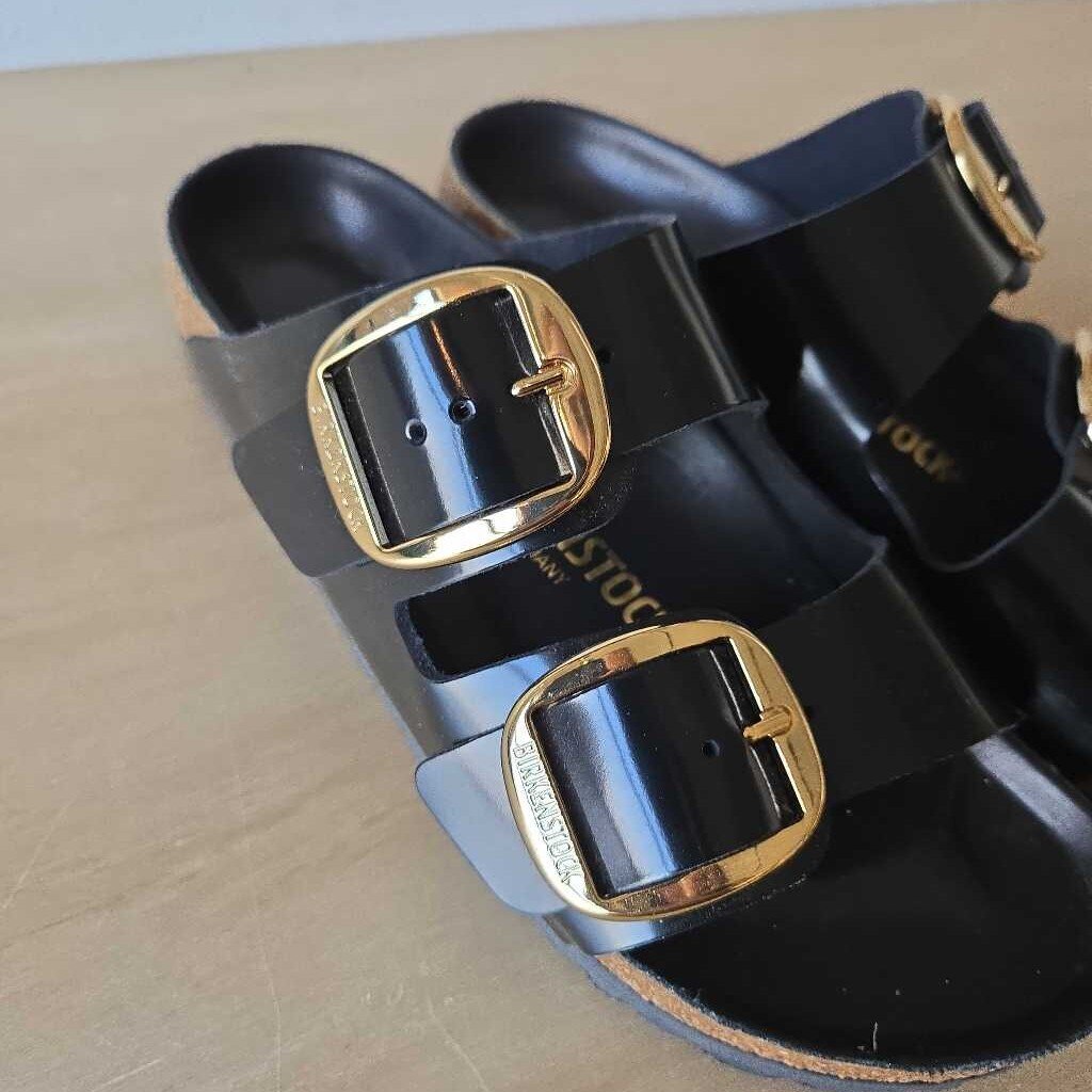 BIRKS BIG BUCKLE new 175.00 SZ 7