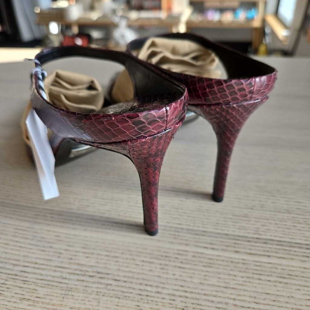 KORS COLLECTION new 260.00 SZ 9.5