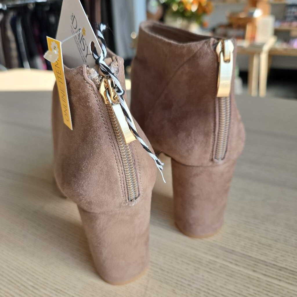 VANELI BARNEY new 160.00 SZ 10