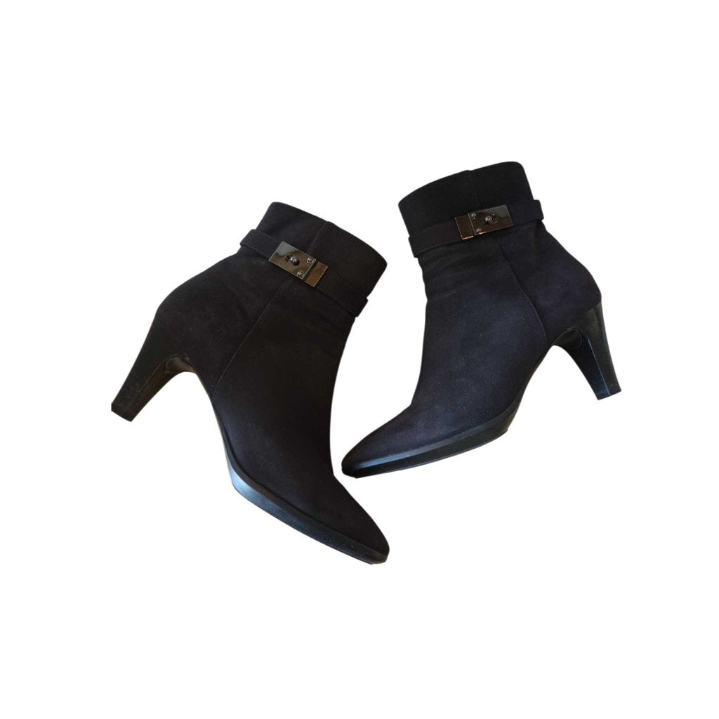 AQUATALIA DANELE SUEDE retail 495.00 SZ 9.5