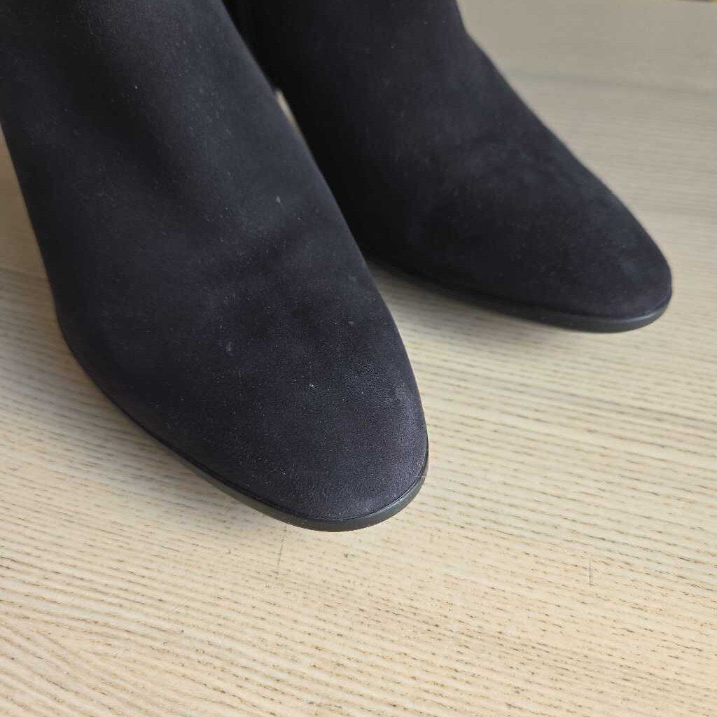 AQUATALIA DANELE SUEDE retail 495.00 SZ 9.5