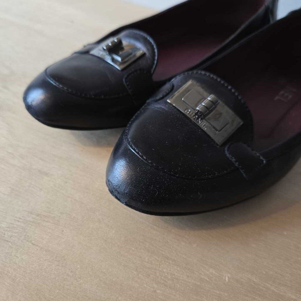 vintage CHANEL FLATS SZ 37 = US 6.5/7