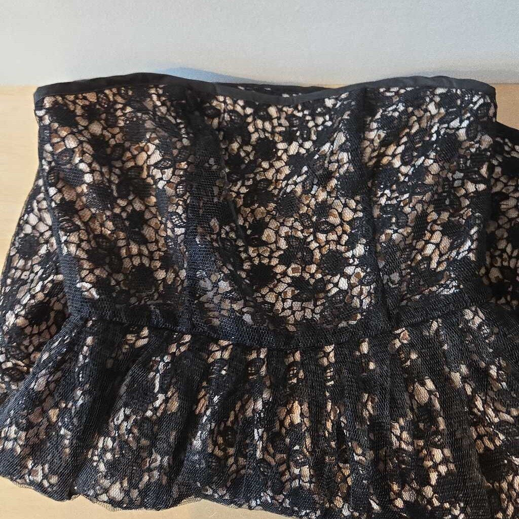 RED VALENTINO SZ 38 = SZ 2