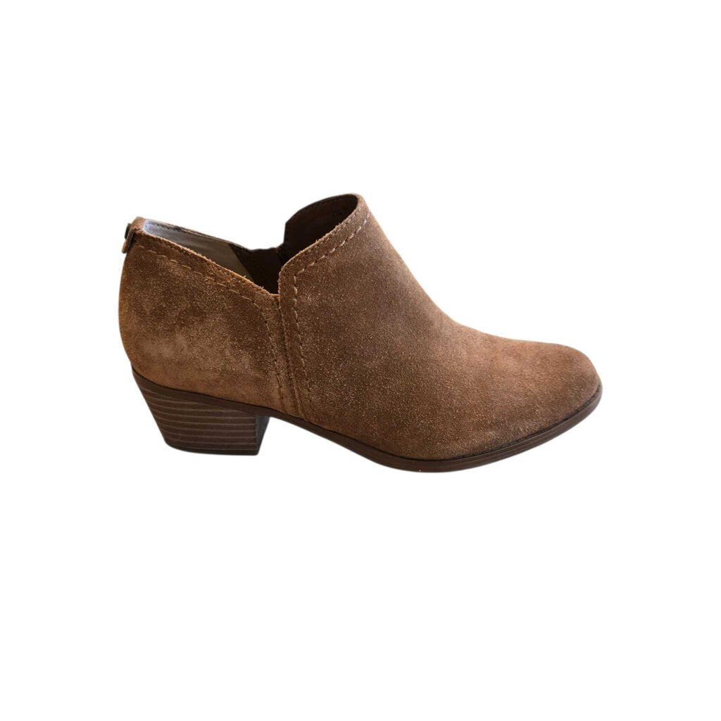 NATURALIZER SZ 8.5 WIDE
