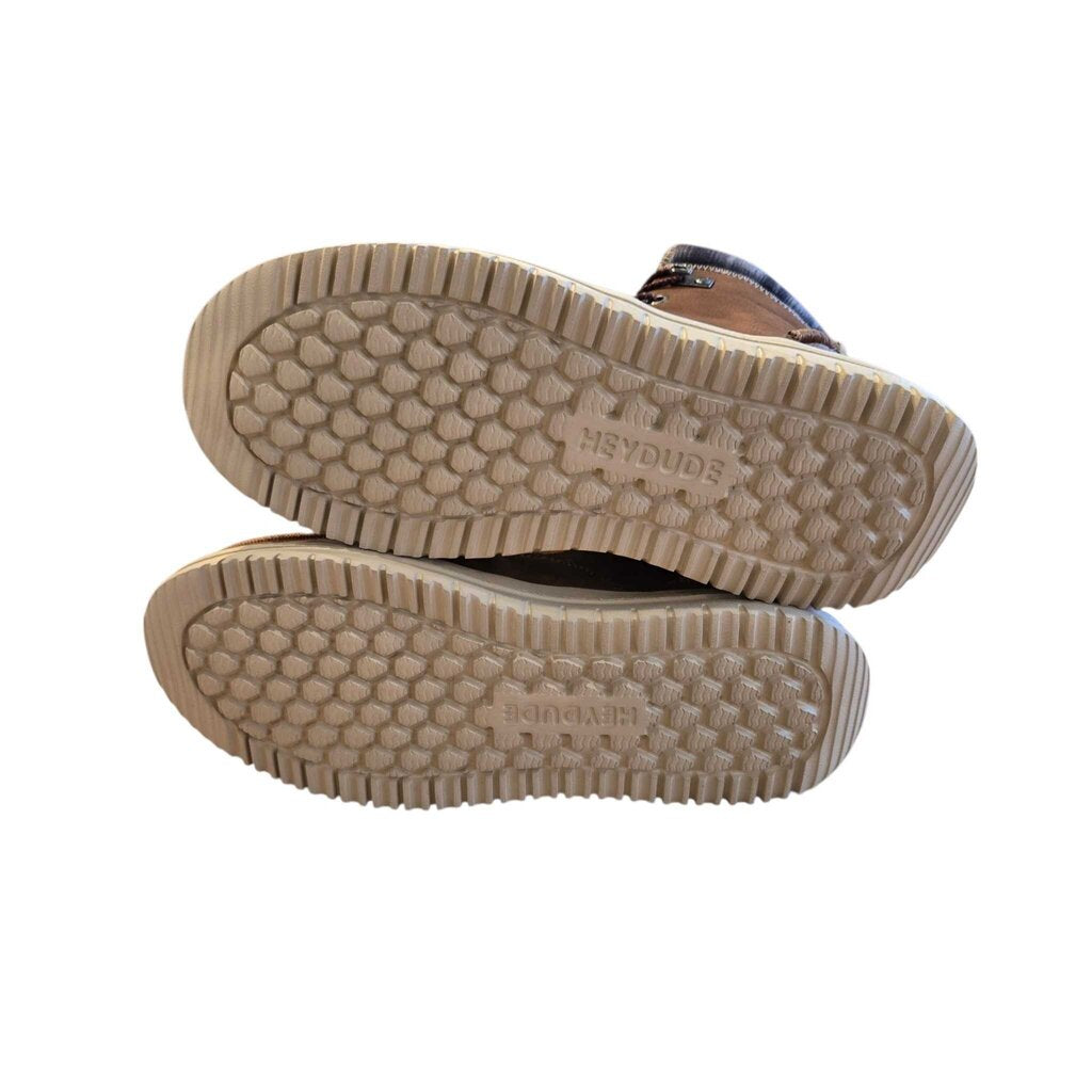 HEY DUDE SZ 10 new