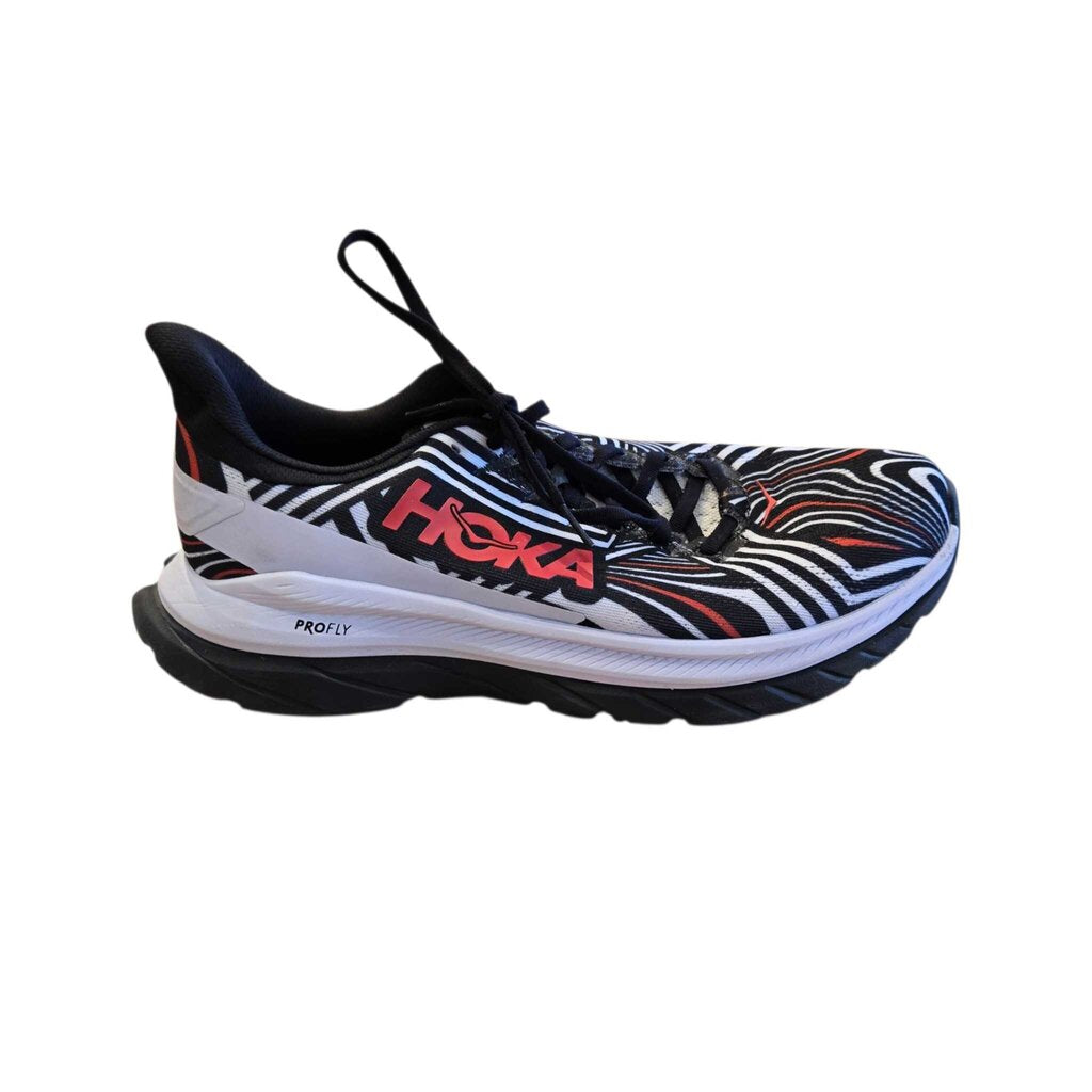 HOKA IRONMAN SZ 9 mens