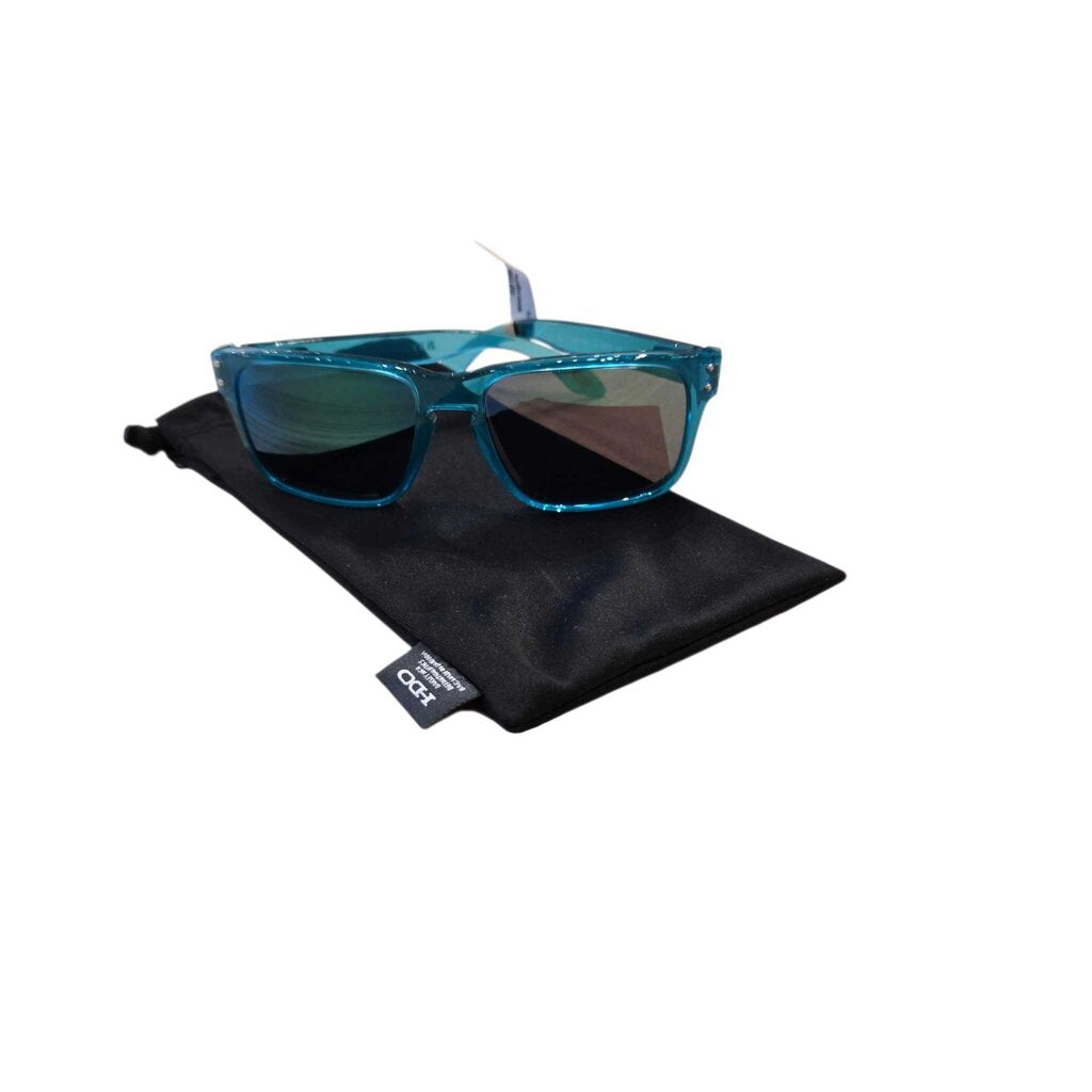 OAKLEY holbrook xs retail 183.00