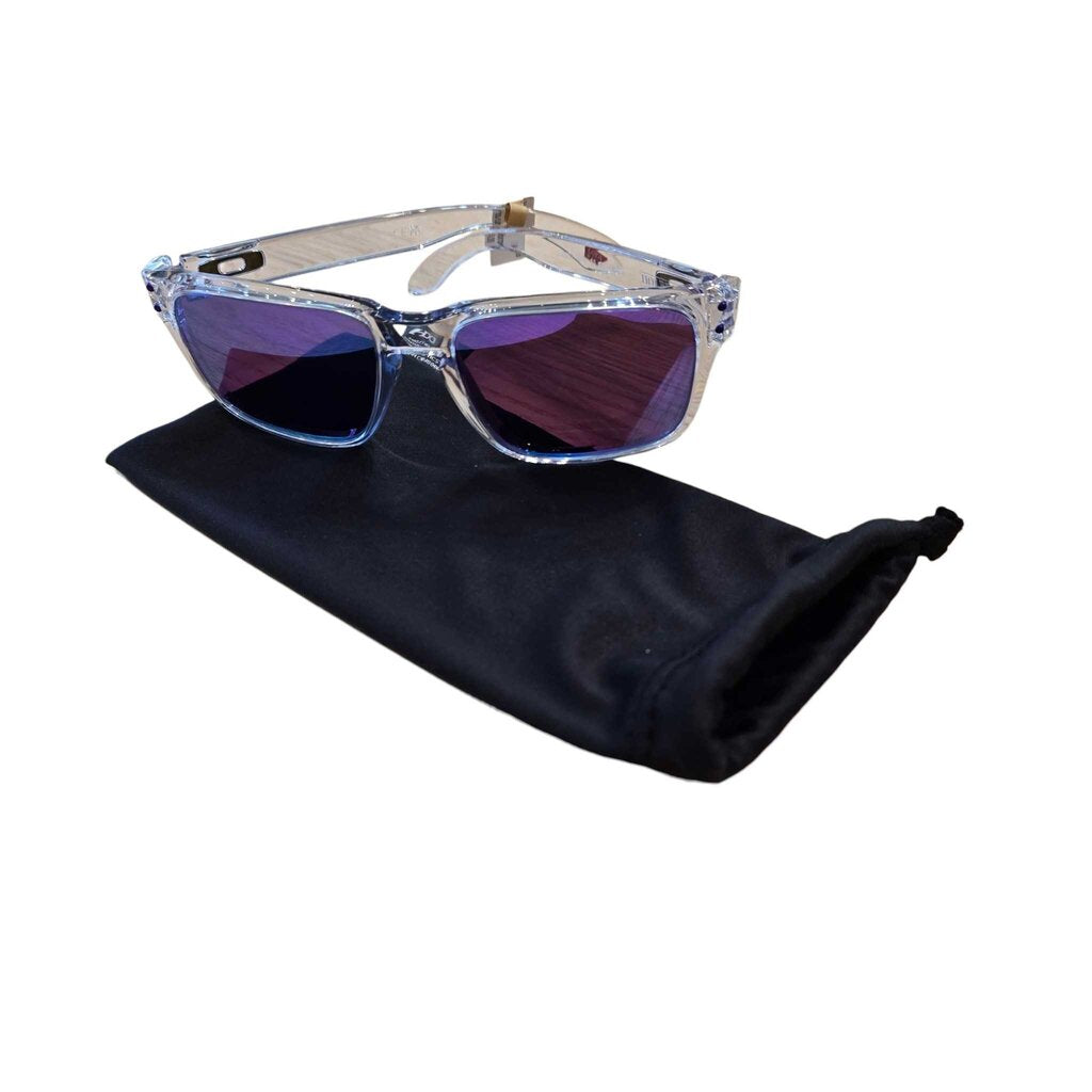 OAKLEY holbrook xs retail 184.00