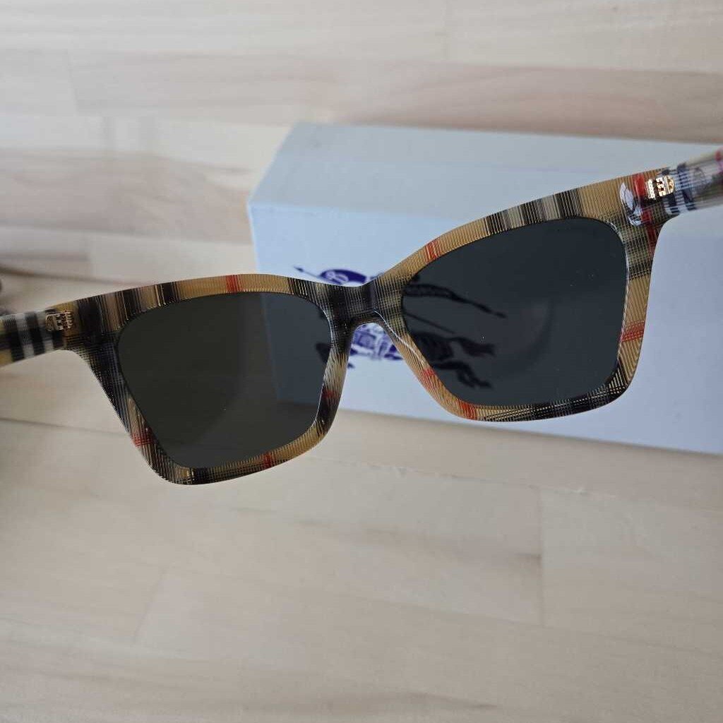 BURBERRY B4346 sunglasses