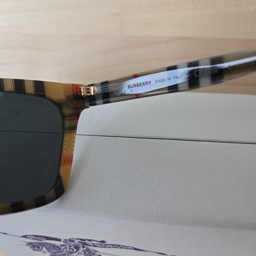 BURBERRY B4346 sunglasses