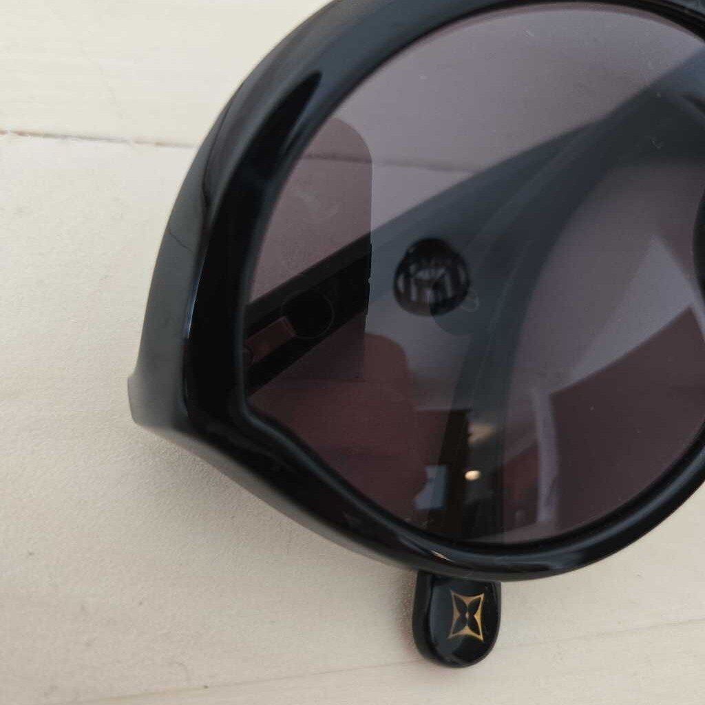 LOUIS VUITTON CARRE Z0263E sunglasses