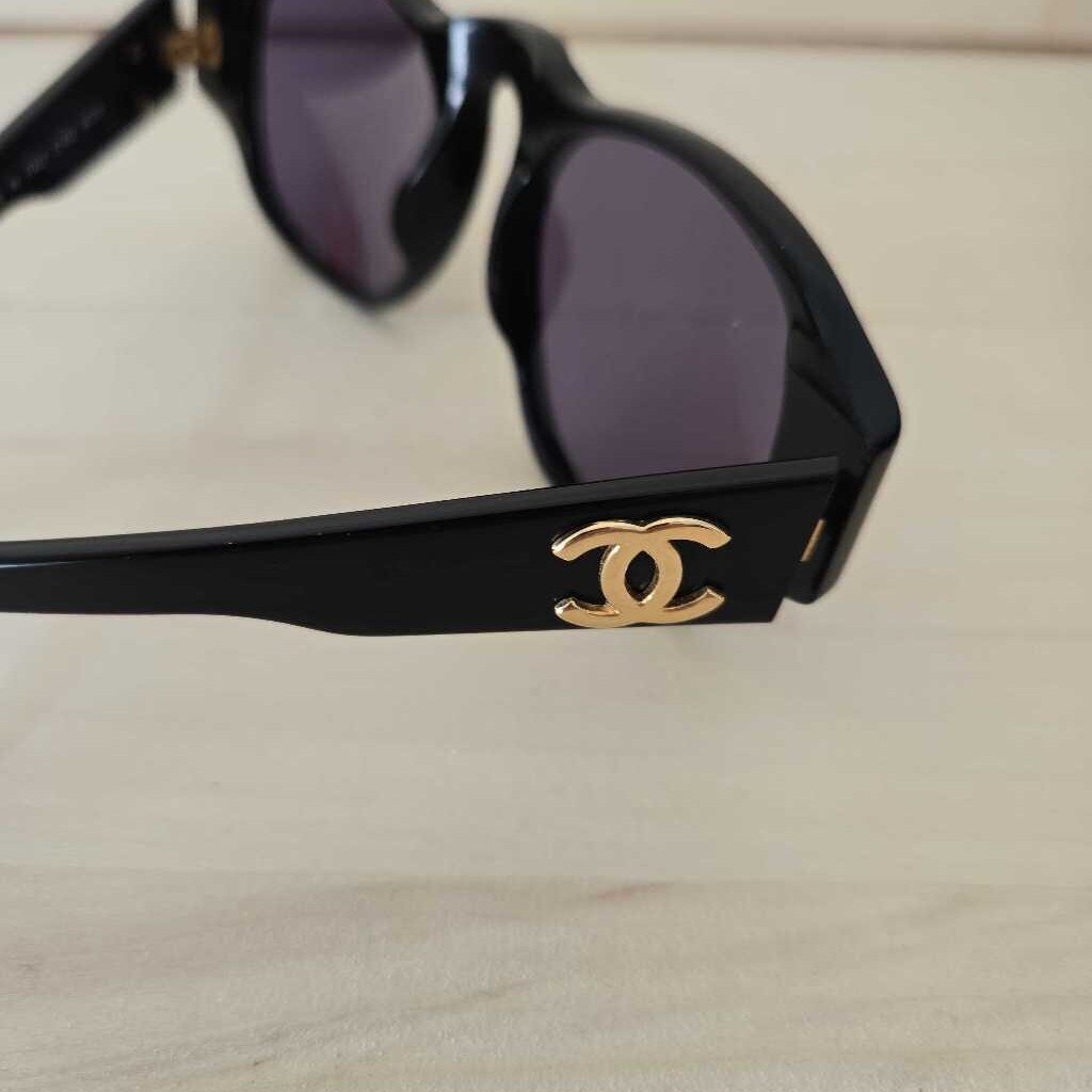 CHANEL 01452 sunglasses