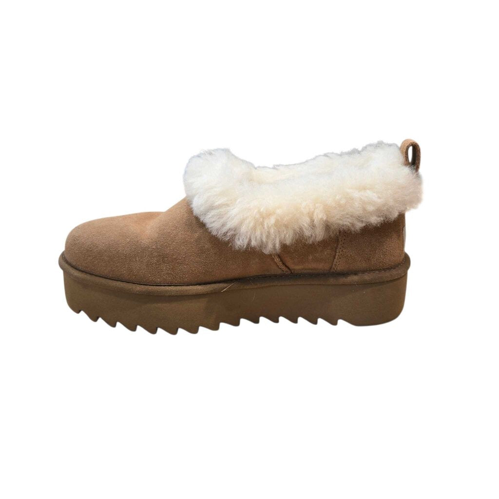 UGG NITA PLATFORM SZ 8