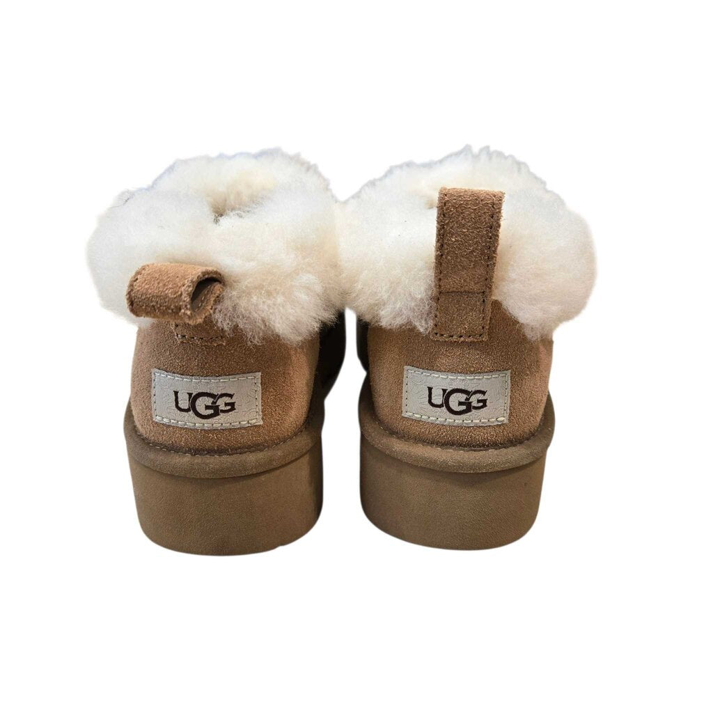 UGG NITA PLATFORM SZ 8