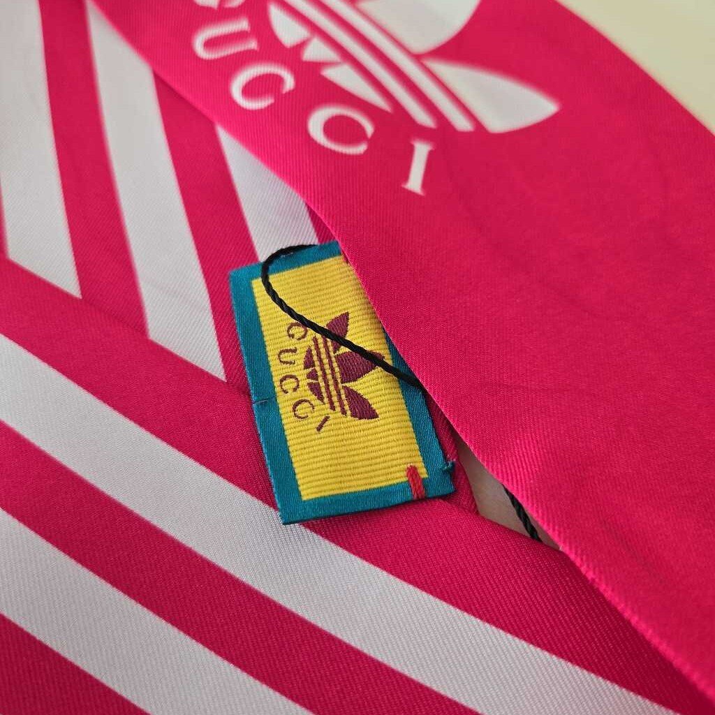 GUCCI x ADIDAS SCARF new