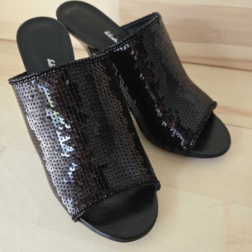 SALVATORE FERRAGAMO JANINE SZ 8