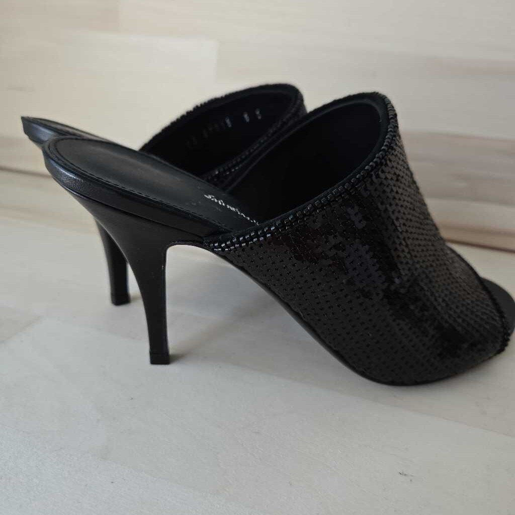 SALVATORE FERRAGAMO JANINE SZ 8