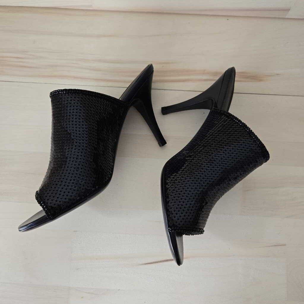 SALVATORE FERRAGAMO JANINE SZ 8