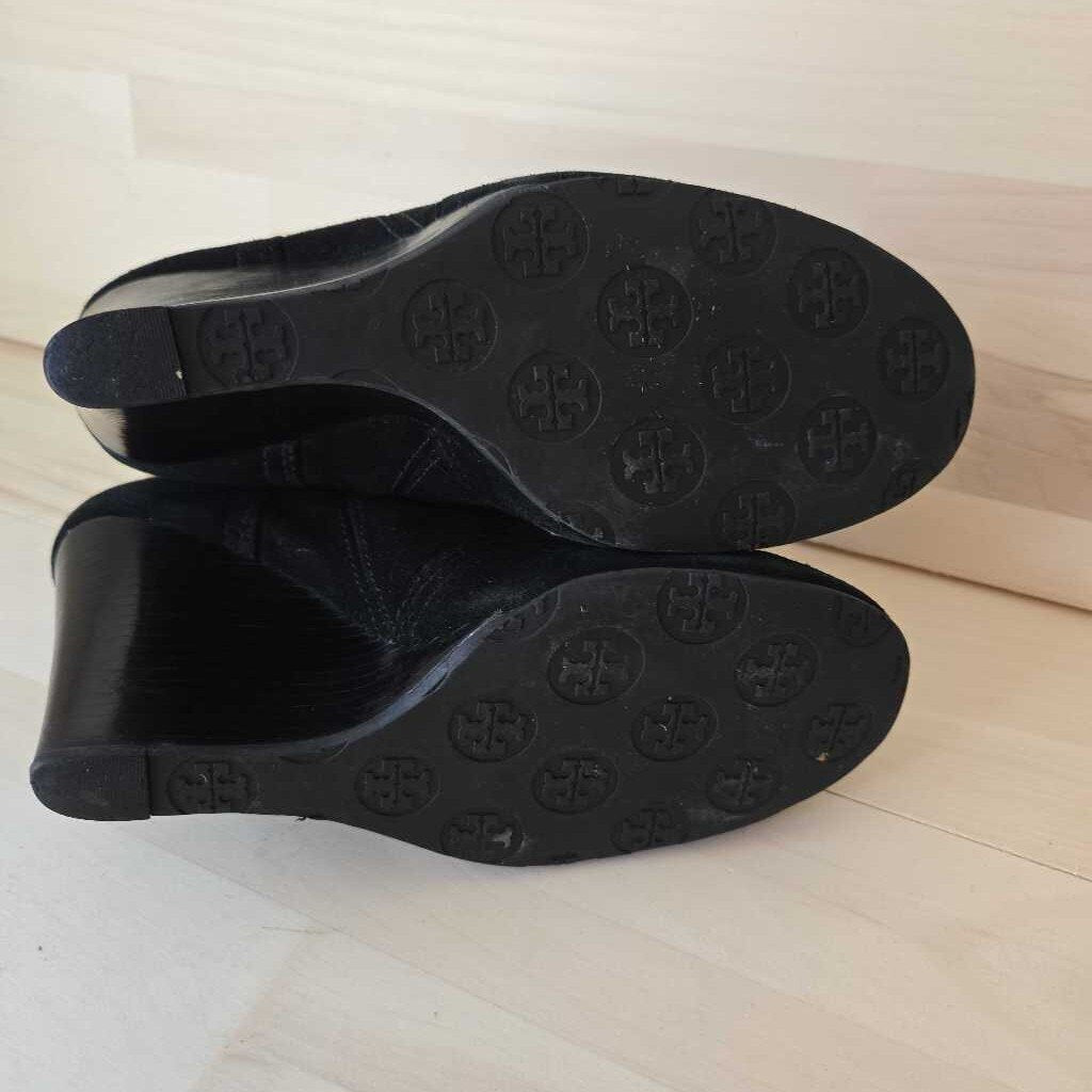 TORY BURCH SUEDE BOOTIE sz 7.5