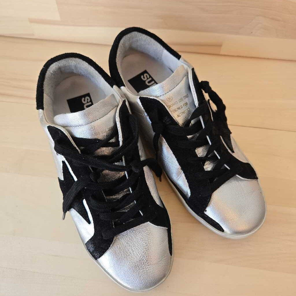 GOLDEN GOOSE SZ 35 = 5 - 6