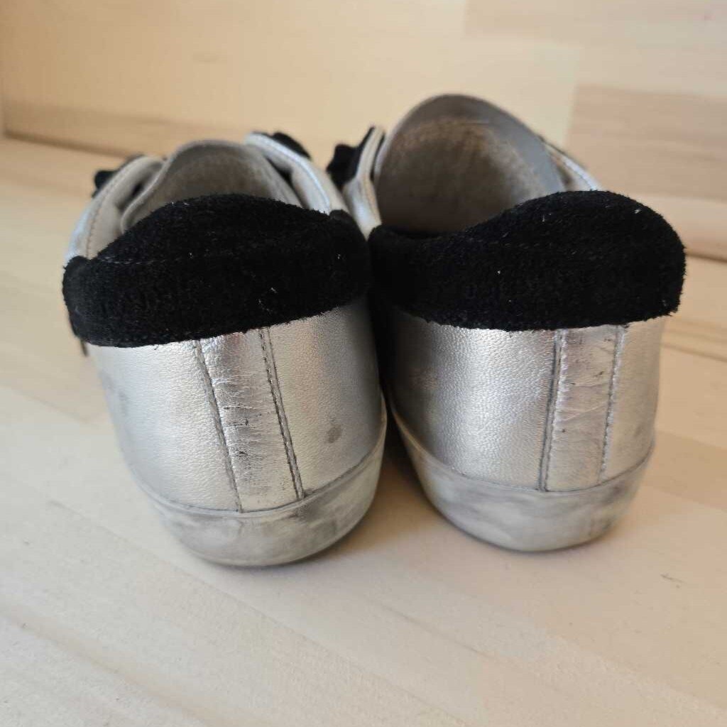 GOLDEN GOOSE SZ 35 = 5 - 6