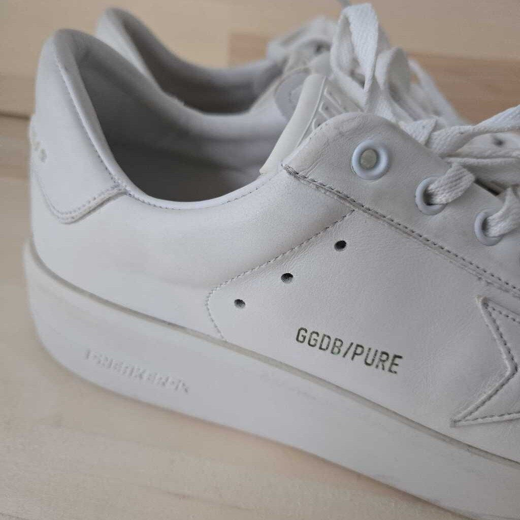 GOLDEN GOOSE PURESTART SZ 40 = 9/9.5 retail 610.00