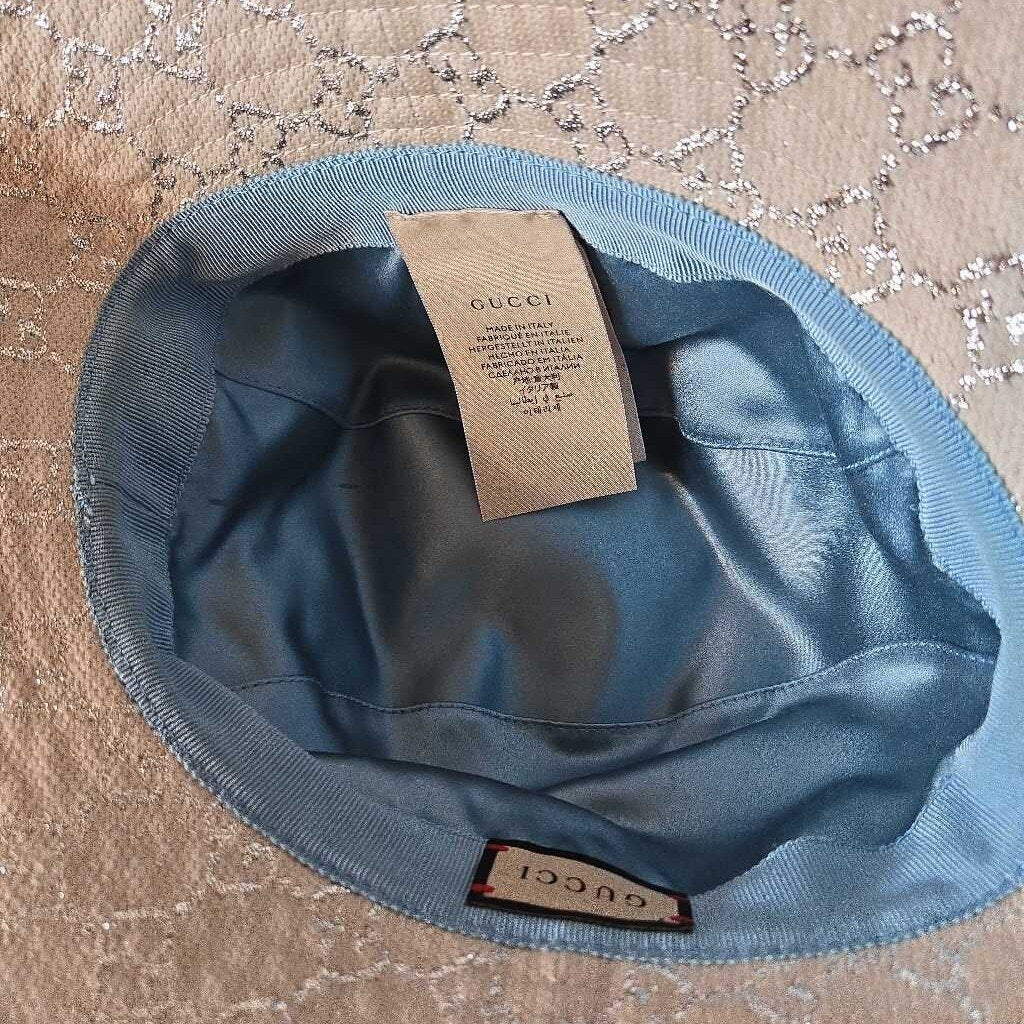 GUCCI GG LAME BUCKET HAT