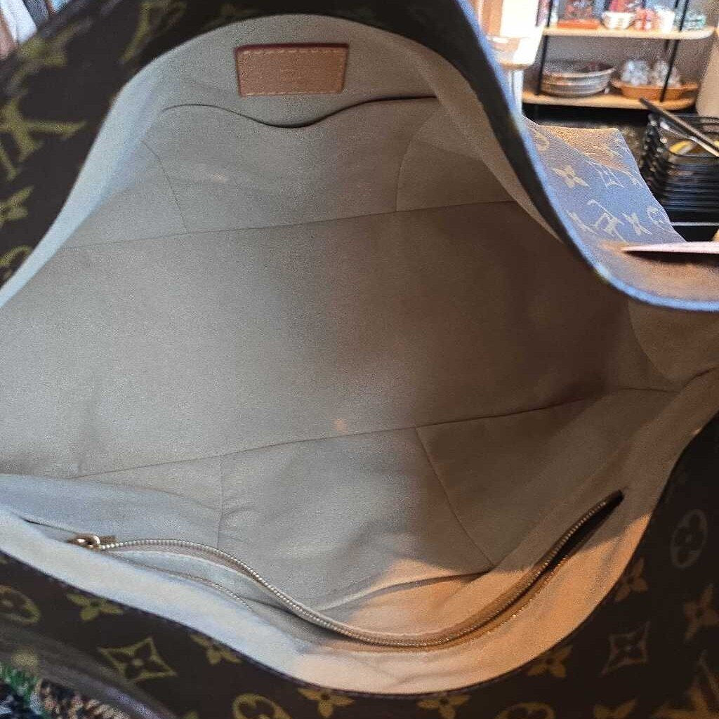 LOUIS VUITTON ARTSY MM brand new