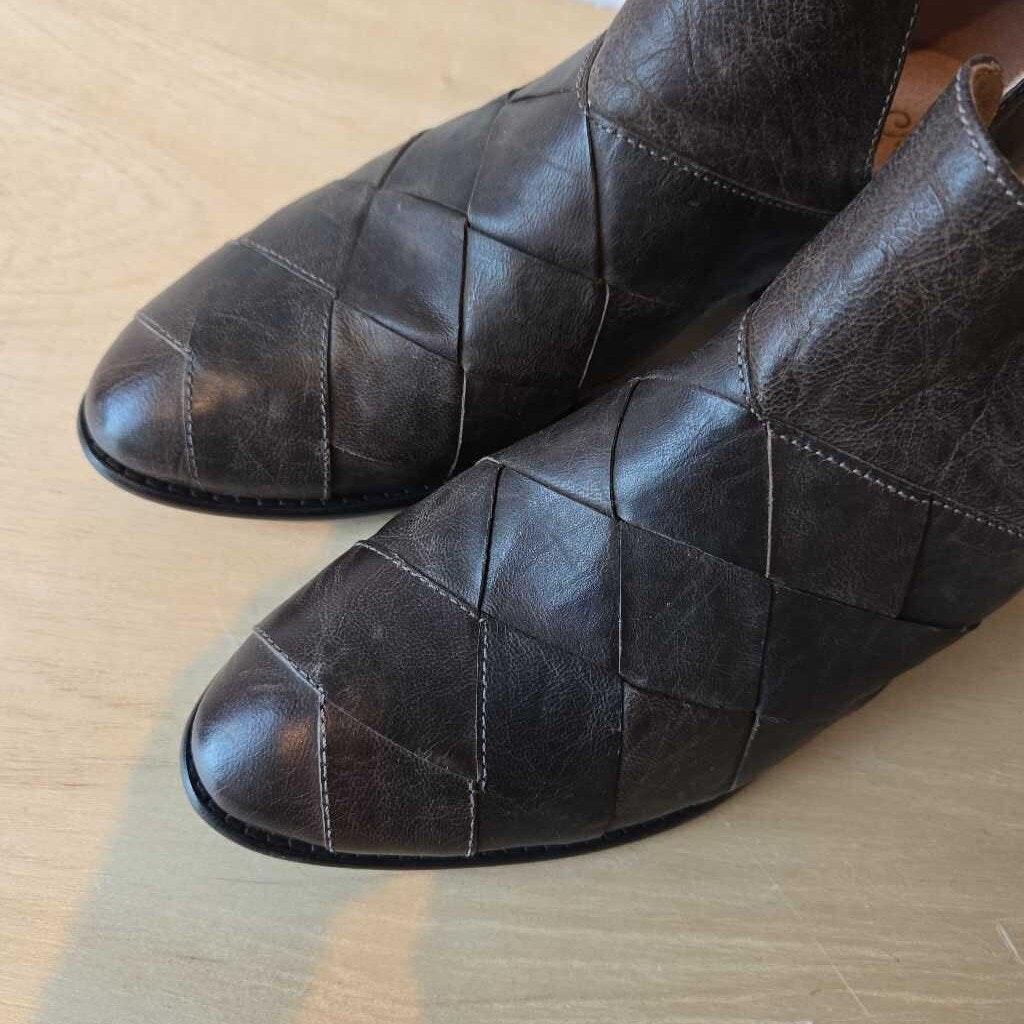 SEYCHELLES SZ 9