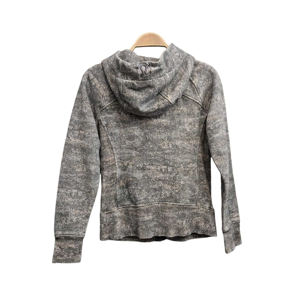 LULULEMON SZ 6 SMALL A