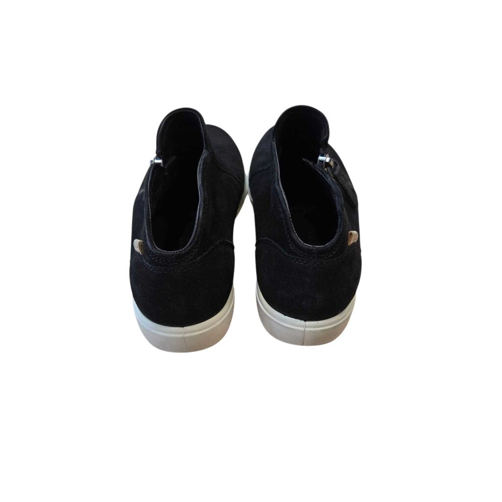 ECCO SZ 10