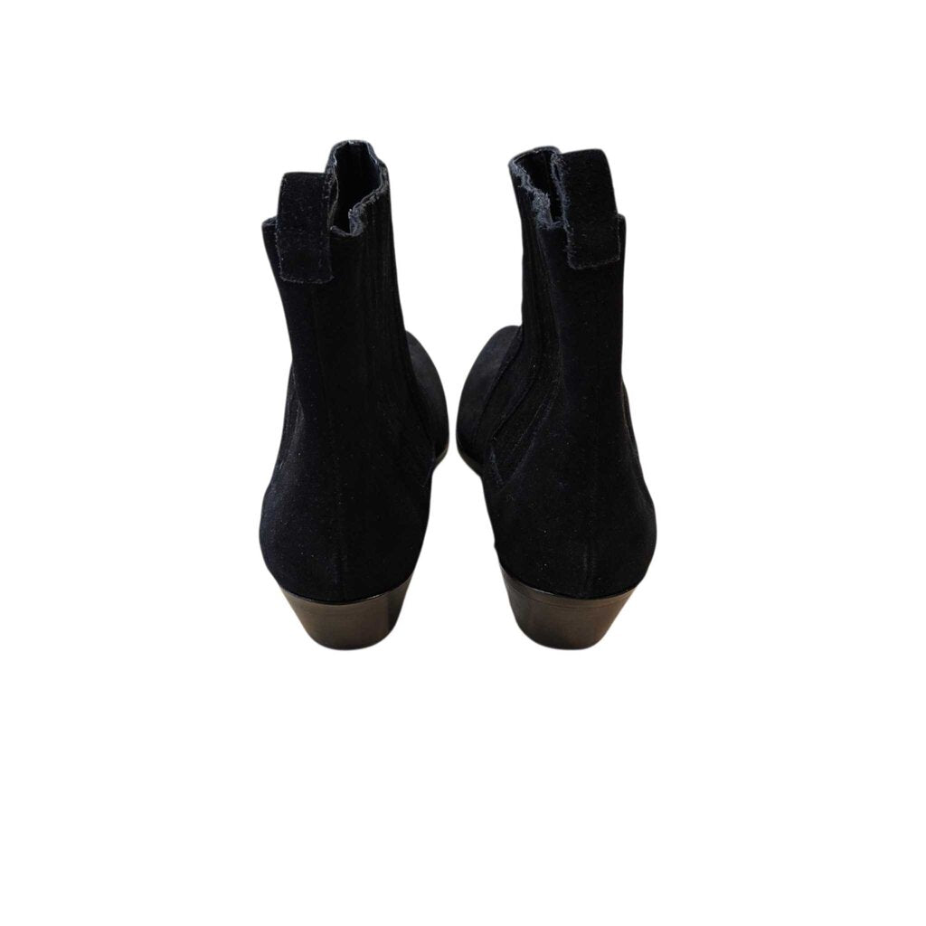 DONALD PLINER SZ 9