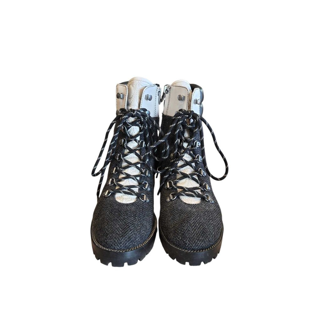 COACH lorren bootie retail 225.00 SZ 9
