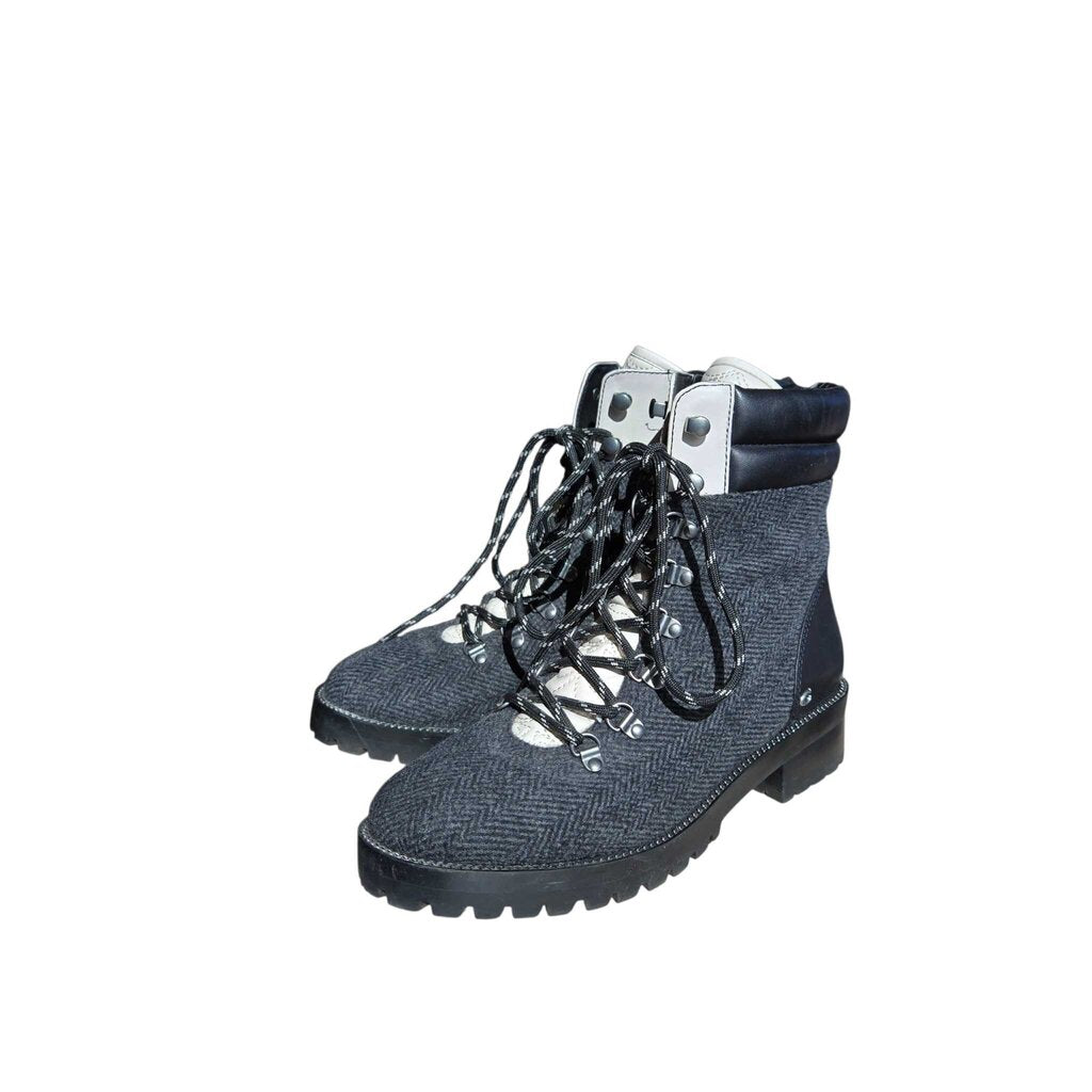 COACH lorren bootie retail 225.00 SZ 9